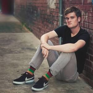 Meet your Posher, Lee